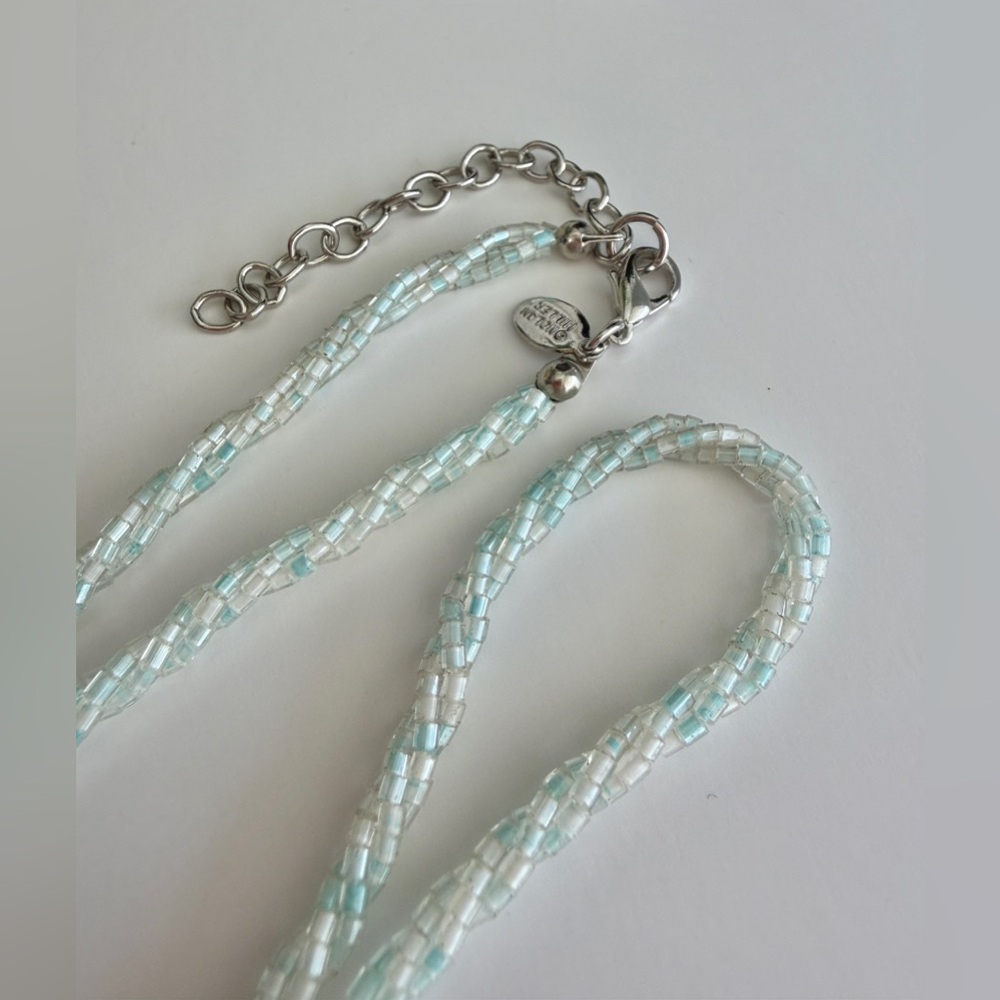 Nolan Miller Royal White Iridescent Twisted Strand Beaded Necklace 19”